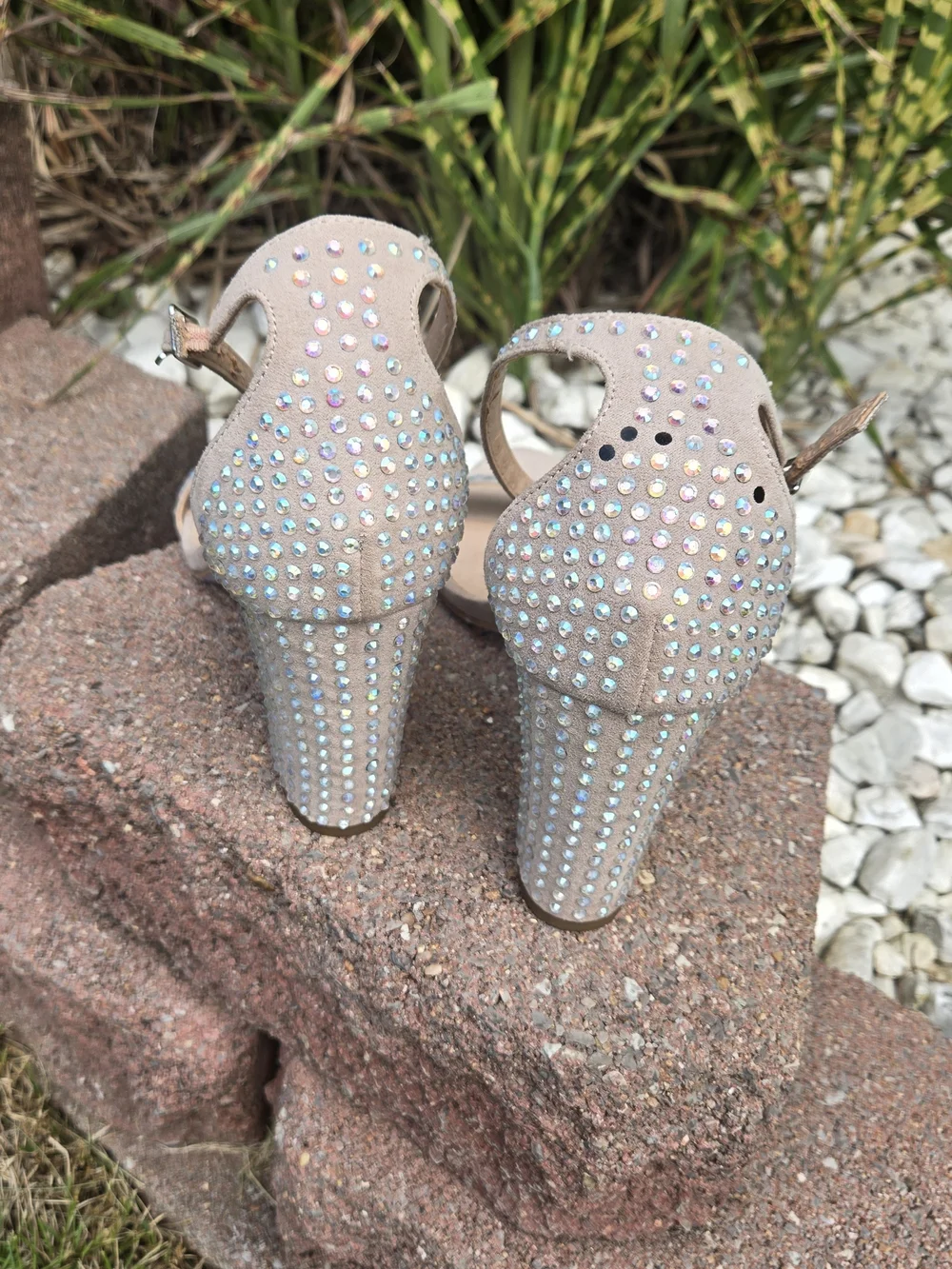 Madden Girl Beella-1 Rhinestone Ankle Strap Block Heel Sandals Nude/AB Size 8.5 - Picture 3 of 7